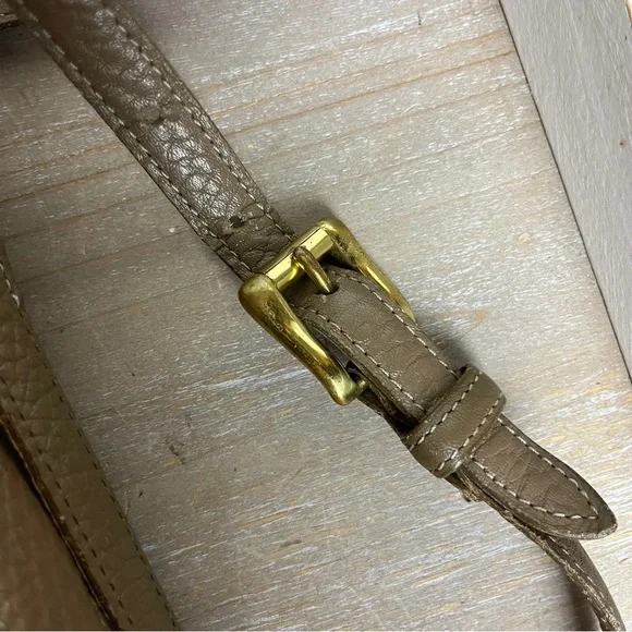 Vtg Dooney & Bourke AWL Teton Drawstring Crossbody Bucket Bag Palomino Yellow - Picture 11 of 15